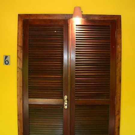 Vila Bonete Hostel Ilhabela Ngoại thất bức ảnh