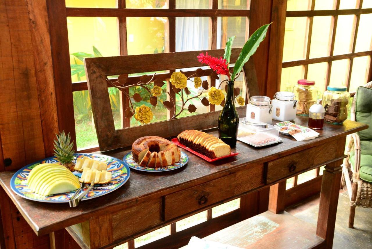 Vila Bonete Hostel Ilhabela Ngoại thất bức ảnh