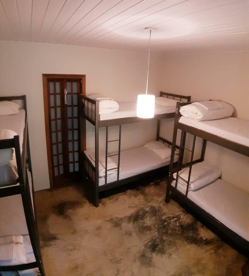 Vila Bonete Hostel Ilhabela Ngoại thất bức ảnh
